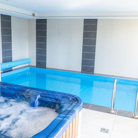 Cac Wellness Apartment Siofok Ngoại thất bức ảnh