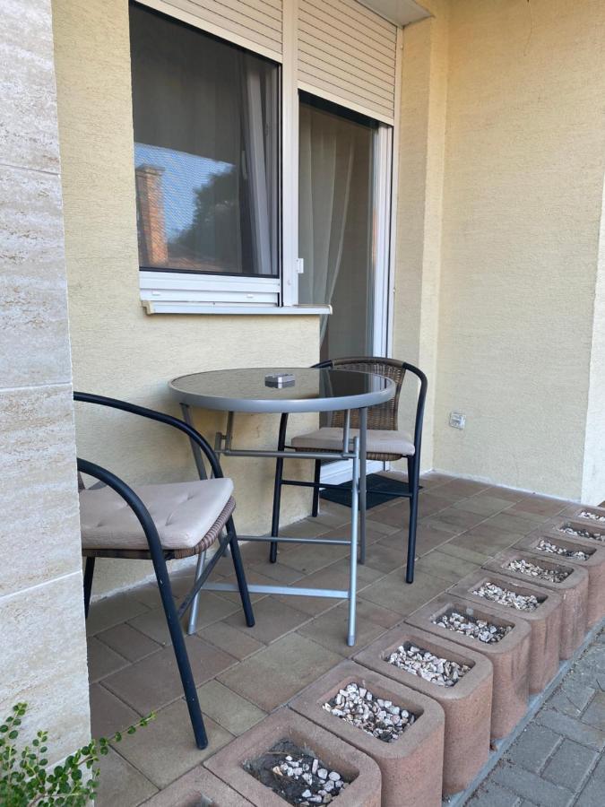 Cac Wellness Apartment Siofok Ngoại thất bức ảnh